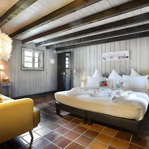 Hotel Les De Babylone, Larringes